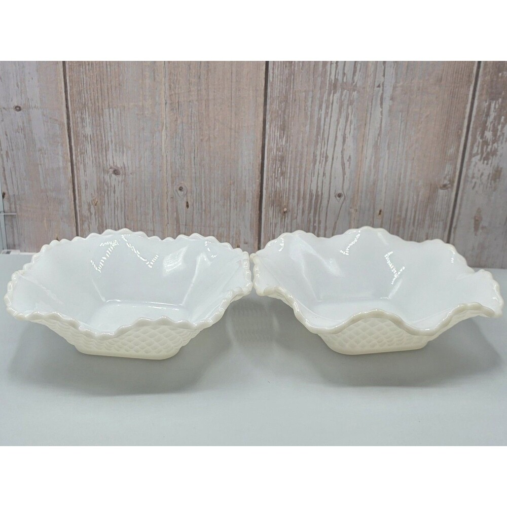 Anchor Hocking Early American Square Diamond Hobnail White Milk Glass Bowls Set